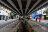 Obras para a construção de floreiras e jardins sob o Minhocão