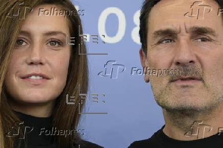 Chien 51 Photocall - 82nd Venice Film Festival