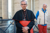 Cardinals arrive in the Vatican for general congregation meetings