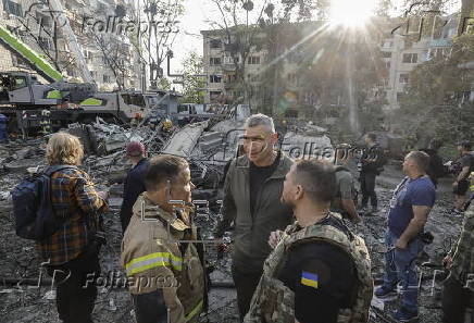 Over a dozen killed in Kyiv after overnight Russian attack