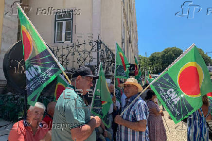 Medio centenar de viticultores del Duero portugués piden medidas frente a 