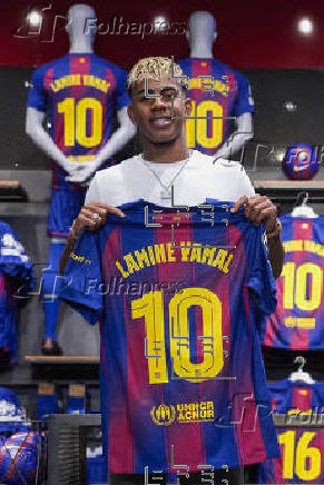 Lamine Yamal hereda el '10' de Messi, Maradona, Ronaldinho y Romario