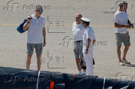 El rey se embarca en el Aifos antes de comenzar una semana de actos en Palma