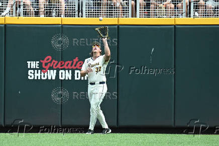 NCAA Baseball: College World Series-Arkansas v Murray State