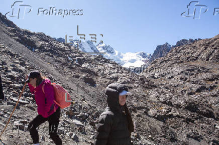 La laguna glacial Ventanani, un paraíso efímero rodeado de aguas turquesa en Bolivia