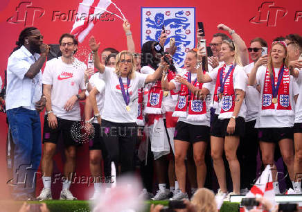 Homecoming Victory Parade on the Mall, London