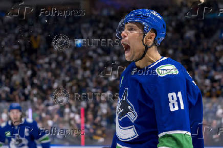 Folhapress - Fotos - NHL: Stanley Cup Playoffs-Nashville Predators at ...