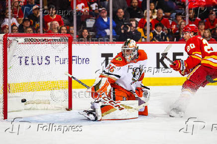 NHL: Anaheim Ducks at Calgary Flames