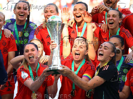 DFB Cup - Women's Final - Bayern Munich v Werder Bremen