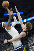 NBA: Playoffs-Golden State Warriors at Minnesota Timberwolves