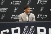 NBA: San Antonio Spurs-Press Conference