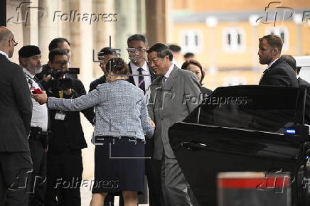 Second day of trade talks between China and the US in Stockholm