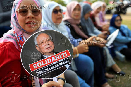 Malaysia's top court delivers verdict in former prime minister house arrest case