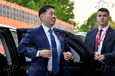 Russian President Putin and Mongolian President Khurelsukh meet in Moscow