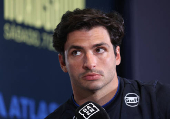 Carlos Sainz takes part in roadshow at Madrid's future Formula One circuit