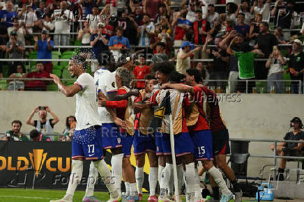 Soccer: Concacaf Gold Cup-Group Stage-USA at Saudi Arabia