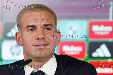 Presentación de Franco Mastantuono