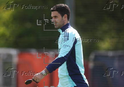 UEFA Champions League quarter-finals MD-1 - Arsenal FC