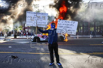 National Guard deployed by President Trump as anti-ICE protests continue in Los Angeles