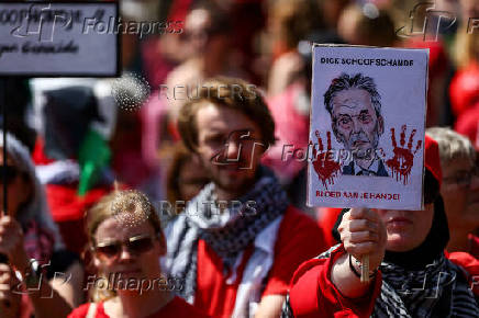 Protest against conditions in Gaza, demanding that the caretaker government impose sanctions against Israel, in The Hague