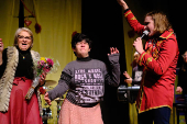 MALUKOS BELEZA ENCANTA COM SHOW INCLUSIVO NO TEATRO DA AMRIGS
