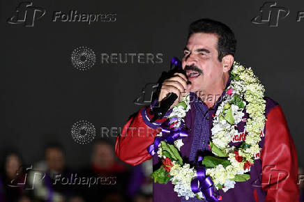 Bolivian presidential candidate Manfred Reyes Villa closes campaign in La Paz