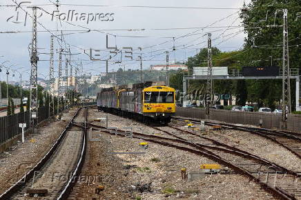 Train workers strike in Lisbon