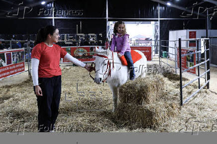 El potente sector rural de Argentina abre su tradicional feria entre reclamos a Milei