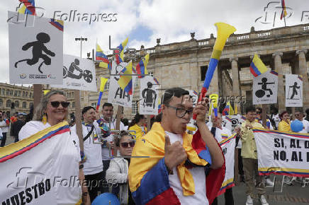 Medallistas olímpicos colombianos protestan contra la reducción de presupuesto del deporte