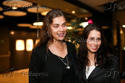 Juliana Camargo e Juliana Fabri na pré-estreia de