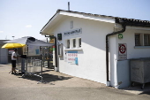 Puntrut JU municipality bans non-Swiss residents from entering the outdoor pool