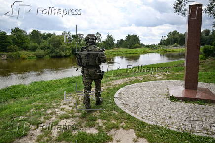 Polish interior minister visits tri-border point near Wlodawa