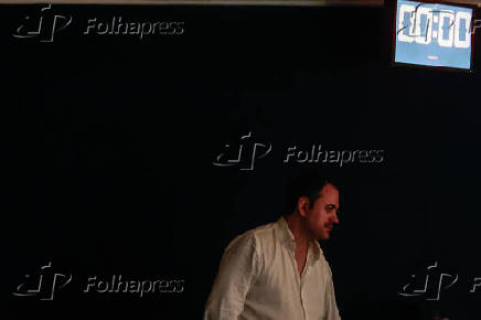 Glauber Braga faz greve de fome em ato contra sua cassação
