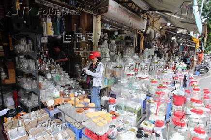 Vietnam's National Assembly passes a resolution on VAT reduction until the end of 2026