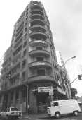 Prédio a venda na esquina  da avenida