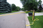 Minnesota police, FBI hunt suspect in deadly shooting of Democratic state lawmakers