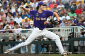 NCAA Baseball: College World Series-Arkansas v LSU