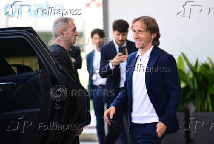 Luka Modric arrives in Milan