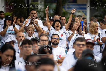 Chavismo y oposición hacen un último llamado a votar en cierre de campaña para municipales