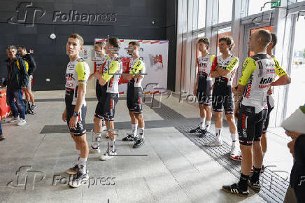 Preparativos antes del inicio de la Vuelta a España 2025
