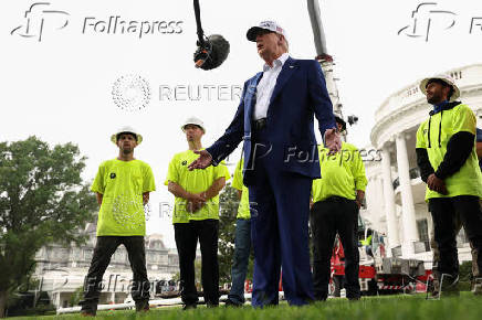 New flagpole is installed on the South Lawn at the White House