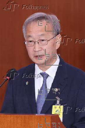 Vice Unification minister attends parliamentary session