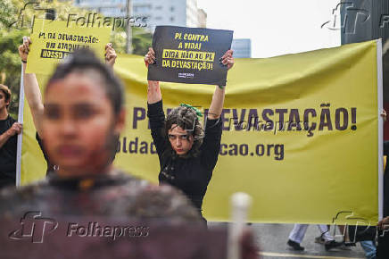 Ato contra PL da Devastação na Avenida Paulista