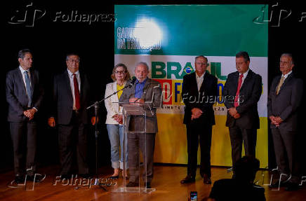 O presidente eleito Lula apresenta ministros no CCBB