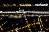 Navios atracados no porto de Santos