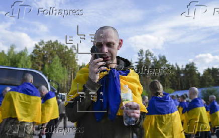 Ukraine and Russia exchange hundreds of prisoners of war