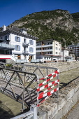 Precautionary measures in the Swiss Valais canton after glacier collapse