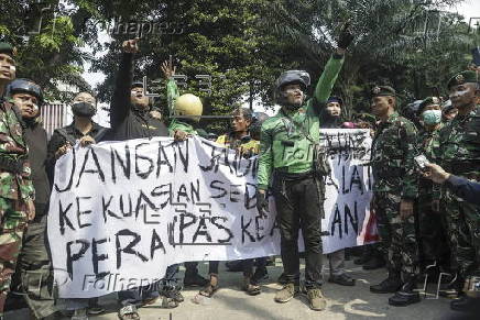 Motorcycle driver's death sparks protests in Jakarta