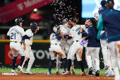 MLB: Cleveland Guardians at Seattle Mariners