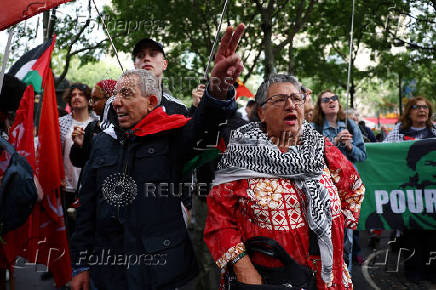 Protesters gather in Paris to demand the release of Georges Ibrahim Abdallah